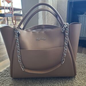 Itzy Ritzy Boss Tote Bag Chai